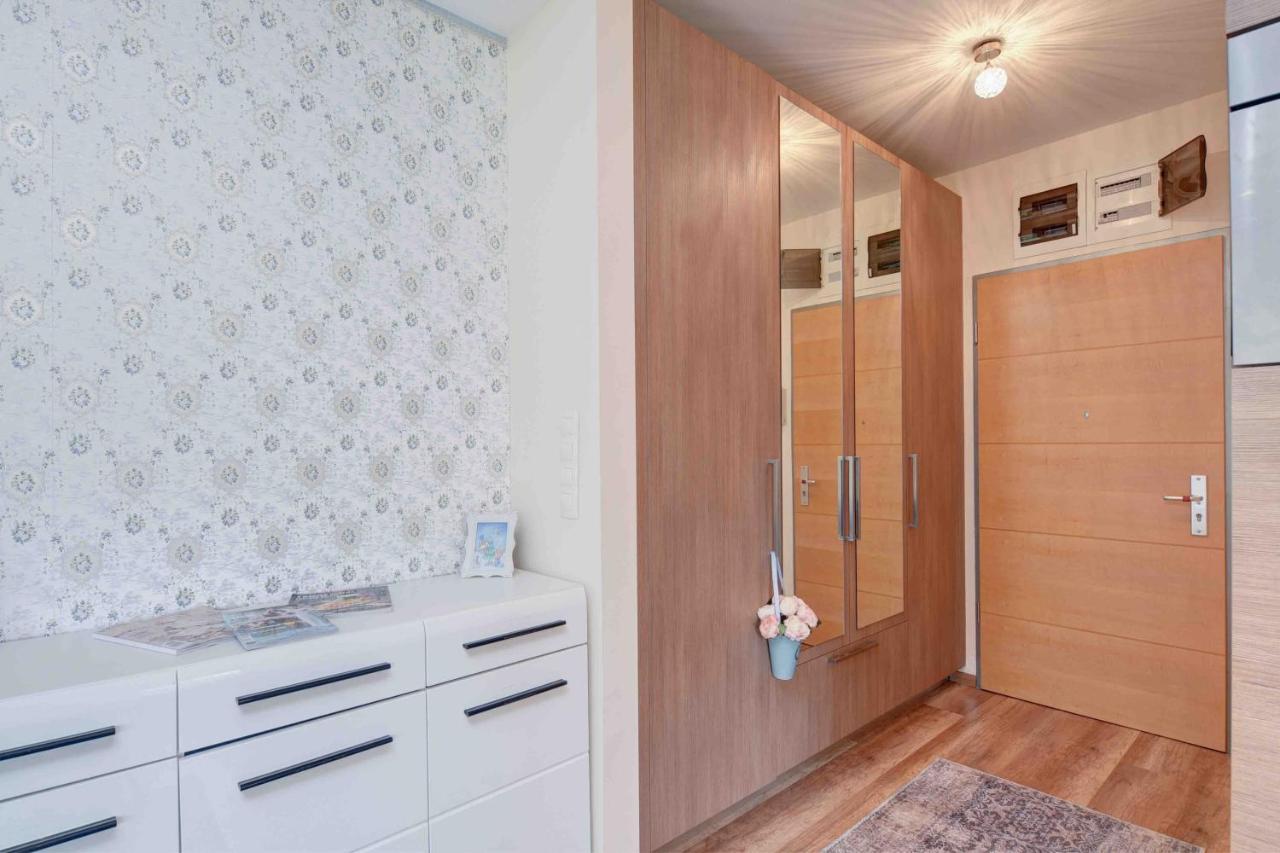 Madarhegy With Garden Buda Side Apartment