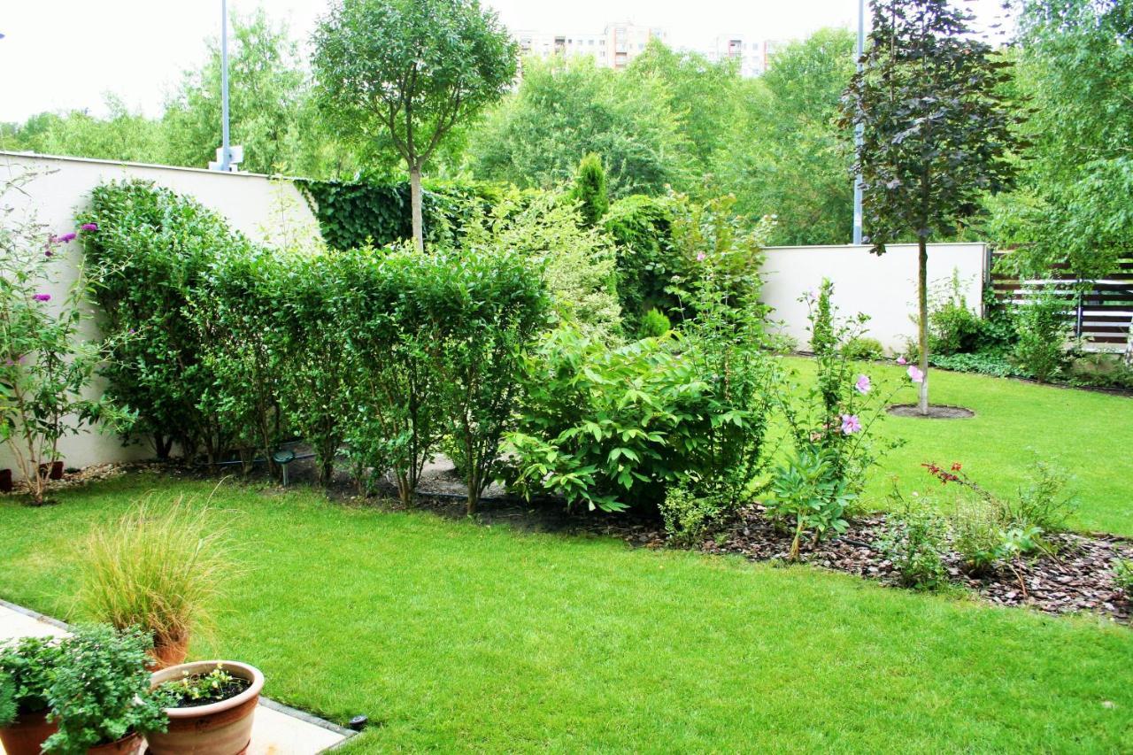 Madarhegy With Garden Buda Side Apartment