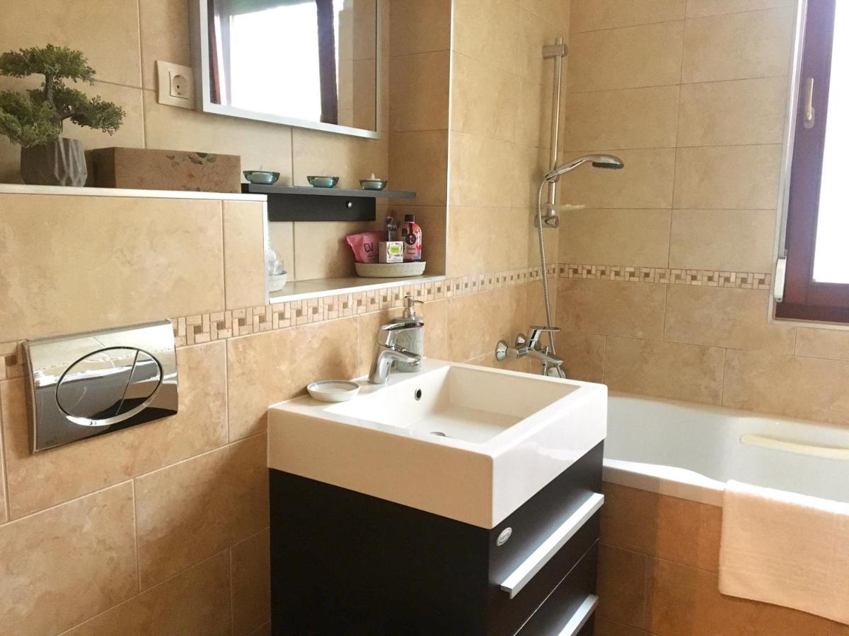Madarhegy With Garden Buda Side Apartment